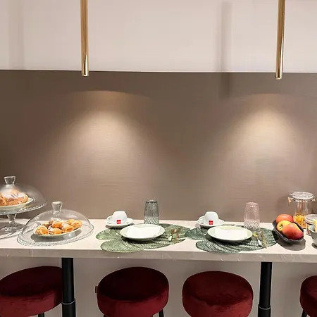 Elegance Paema San Lucido