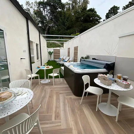 Elegance Paema, A 290mt Dalle Spiagge!