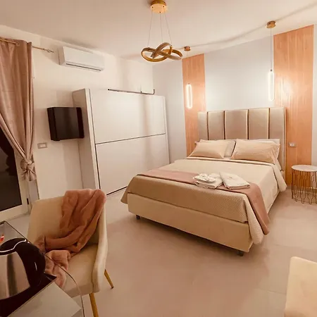 Elegance Paema, A 290mt Dalle Spiagge! 4* San Lucido