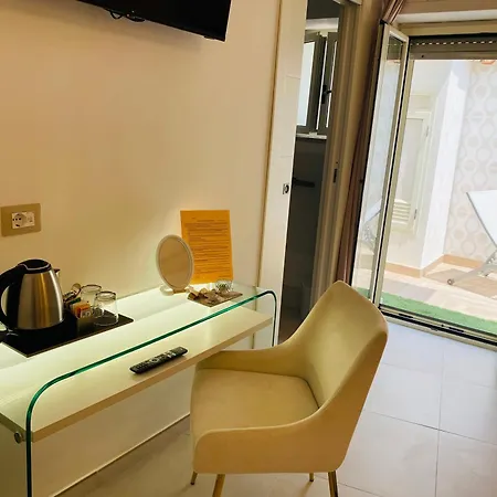 Elegance Paema, A 290mt Dalle Spiagge! Oda ve Kahvaltı San Lucido