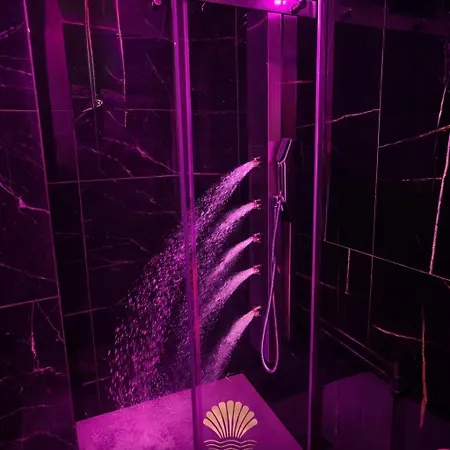 Elegance Paema, A 290mt Dalle Spiagge! Oda ve Kahvaltı