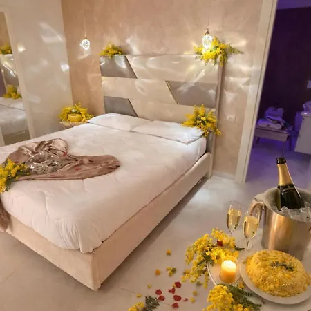 Elegance Paema, A 290mt Dalle Spiagge! Oda ve Kahvaltı San Lucido