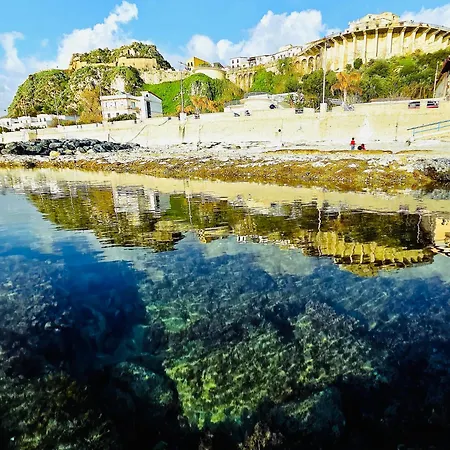 Oda ve Kahvaltı Elegance Paema, A 290mt Dalle Spiagge! 4*