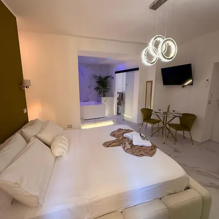 Elegance Paema, A 290mt Dalle Spiagge! Oda ve Kahvaltı 4*