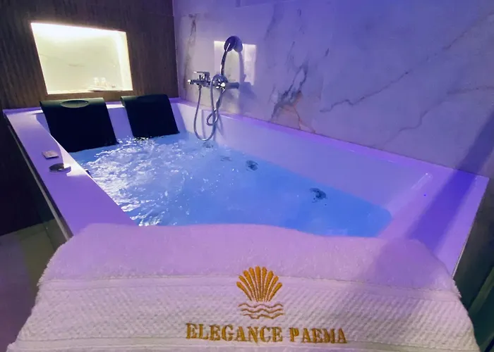 Elegance Paema, A 290mt Dalle Spiagge! Couette-café 4*