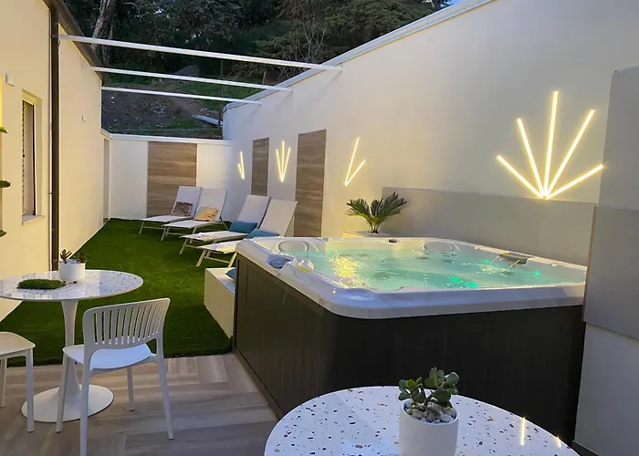 Elegance Paema, A 290mt Dalle Spiagge!